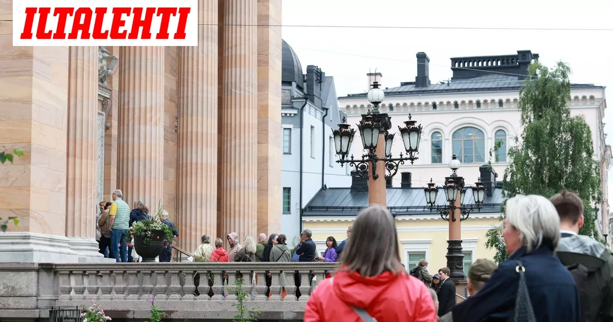 Kiemurteleva jono keskellä Helsinkiä – Tästä on kyse