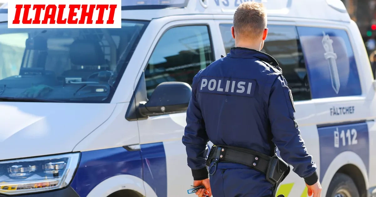 Poliisi: Nainen pyysi miestä päästämään lapsensa keinumaan – Mies löi