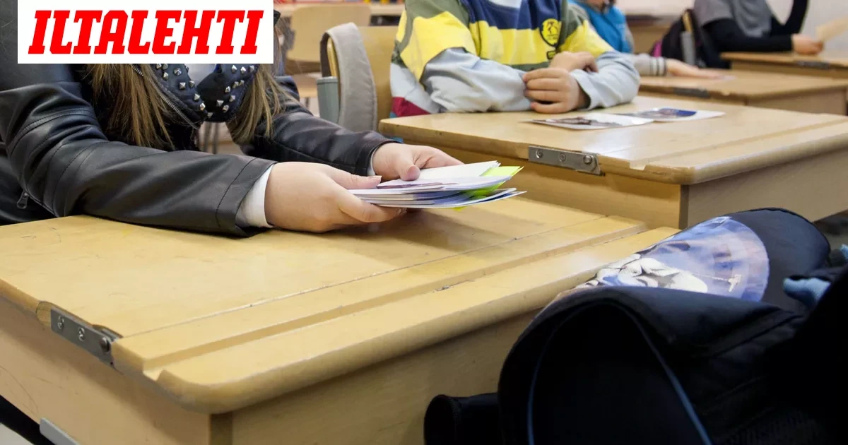 Alle 15-vuotias poika potki opettajaa päähän välitunnilla Nakkilassa