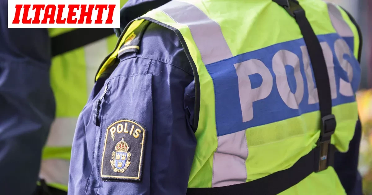 Valtava poliisioperaatio Ruotsissa – Kaksi lasta löytyi ammuttuina huvilan edestä