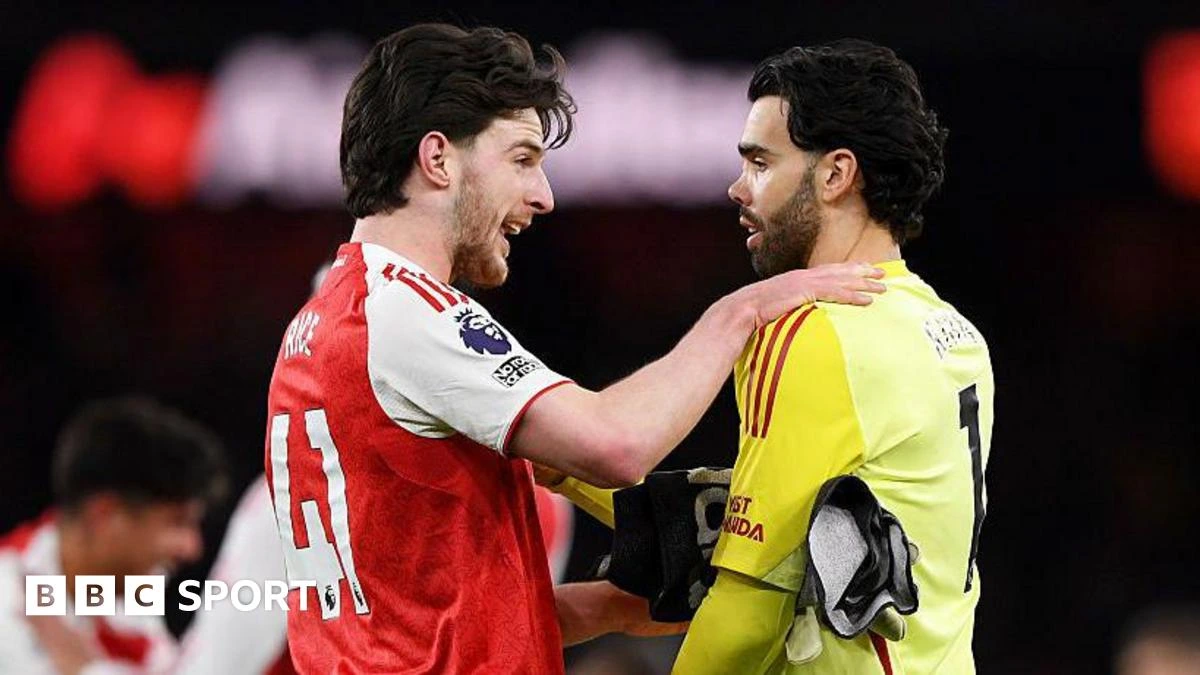 Arsenal trio among six on player of the year shortlist