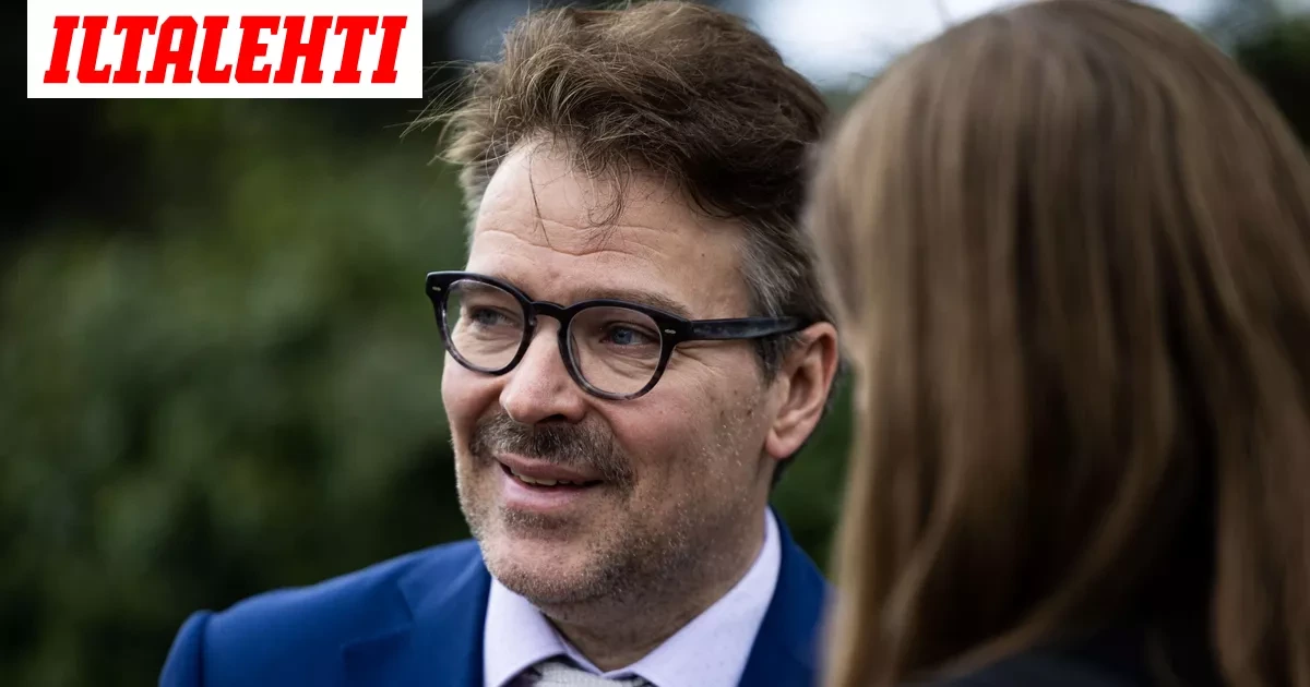 Ville Niinistöllä iso päätös edessä: ”Aion miettiä mökkilaiturilla”
