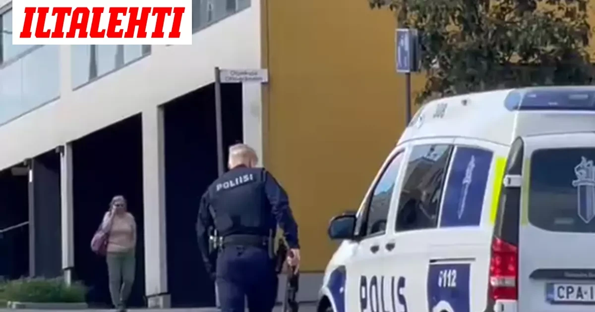 Helsingissä iso poliisioperaatio – Poliisi etsi aseistautunutta henkilöä