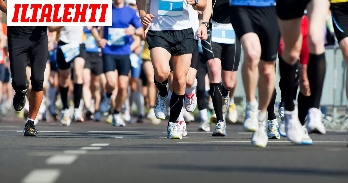 Juoksijaa elvytettiin puolimaratonilla Helsingissä – Järjestäjä: ”Sanattomaksi vetää”