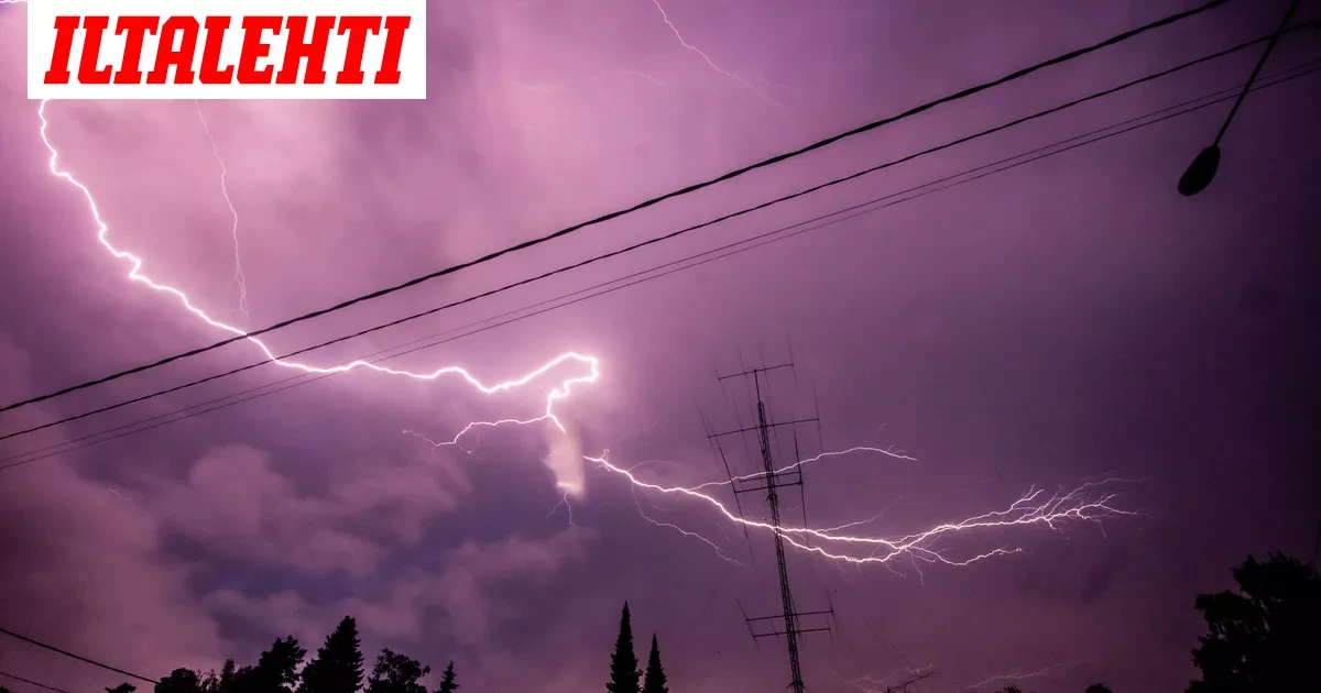 Varoituskartta hohkaa keltaista – Ukkossuma vyöryy Suomeen: Tänne se iskee