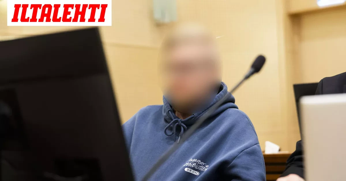 Poikaa, 23, syytetään isänsä  murhasta – Näin hän käyttäytyy