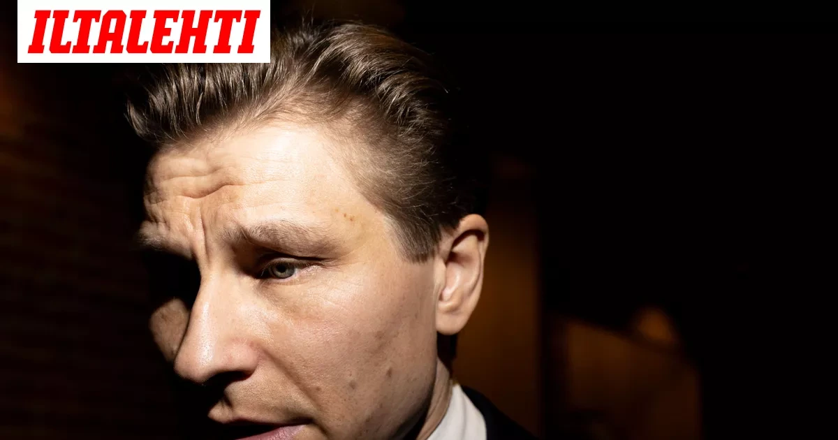 Suomen rajalle tulossa jopa kymmeniätuhansia Venäjän sotilaita – Antti Häkkäseltä suorat sanat