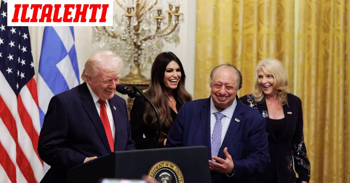 Trump latasi mysteerinaisen kuvan nettiin – Internet äimänä