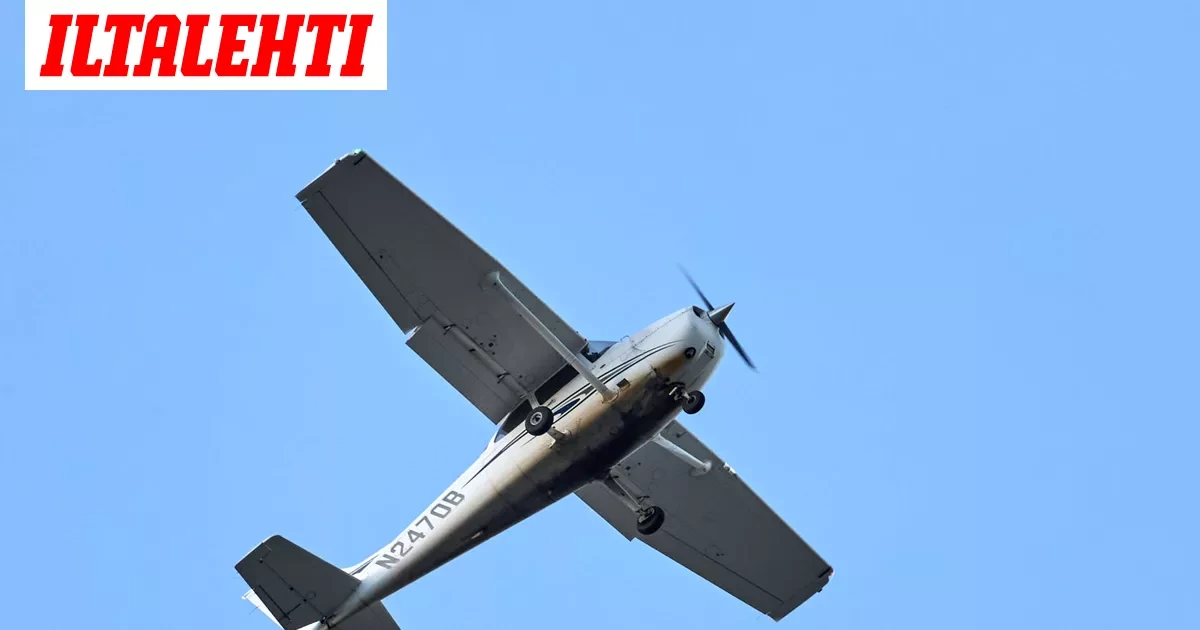 Lentokone syöksyi maahan Yhdysvalloissa: 12 kuoli
