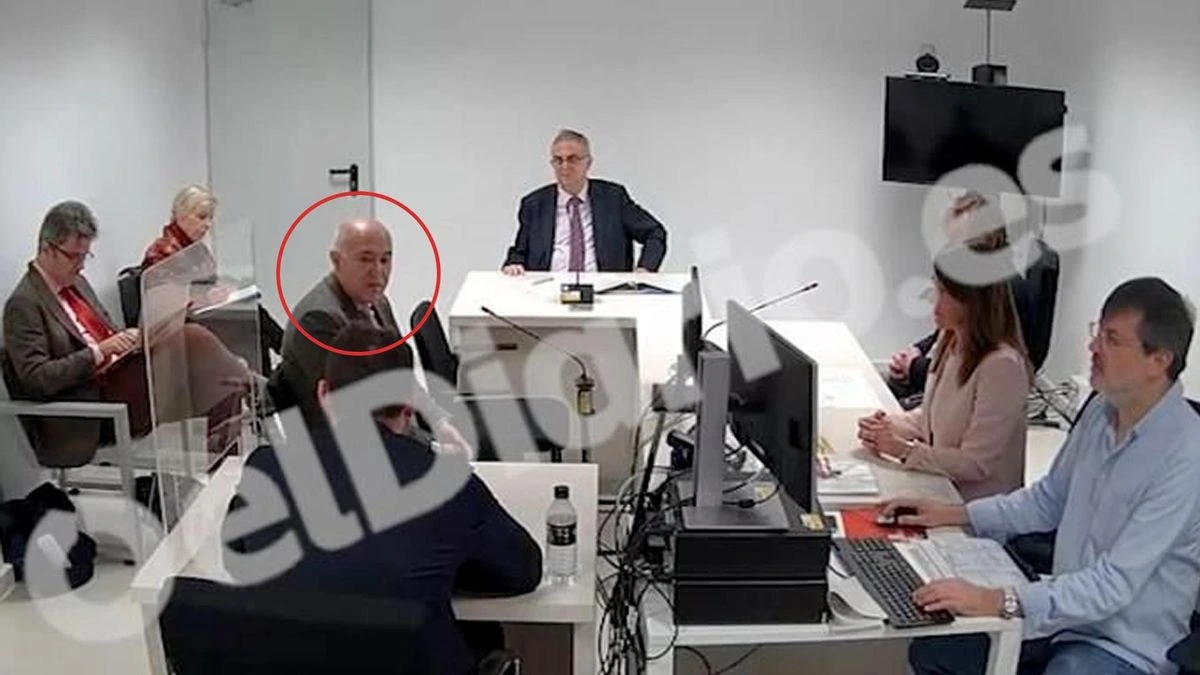 El juez Pedraz imputa al jefe de la UDEF con el PP por la guerra sucia contra Podemos