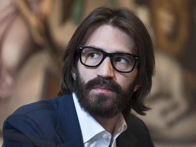 Delfin, l’eredità non si sblocca e Leonardo Maria Del Vecchio non partecipa all'assemblea: «Criticità irrisolte». Il braccio di ferro con Rocco Basilico