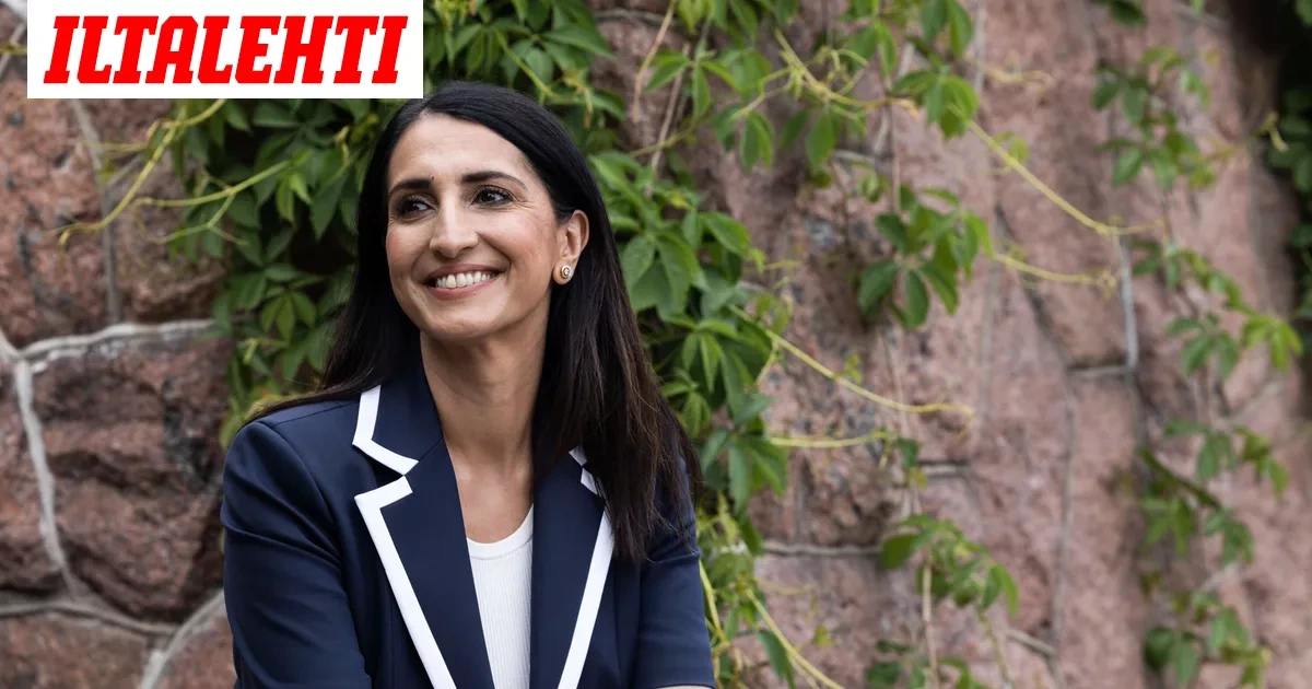 Nasima Razmyarilta karu piikki kokoomukselle – ”Hei tulkaa naiset”