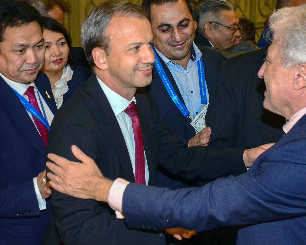 Ukraine war briefing: EU sanctions oust Russian president of world chess