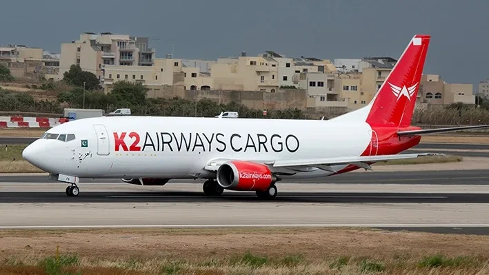 Über dem Arabischen Meer vom Radar verschwunden! Boeing 737 mit fünf Menschen an Bord vermisst