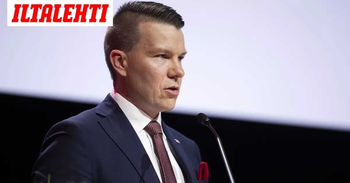 Tylyä tykitystä kokoomukselle: PS pyörittää mielin määrin