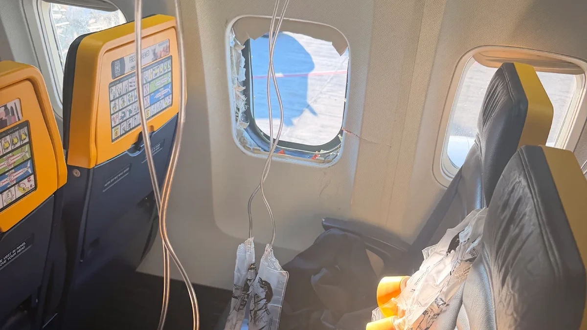 Scheibe an Ryanair-Maschine geplatzt: Waren Sie auch an Bord des Fliegers?