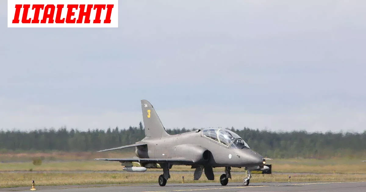 Mediat: Ilmavoimat keskeytti kaikki Hawk-lennot