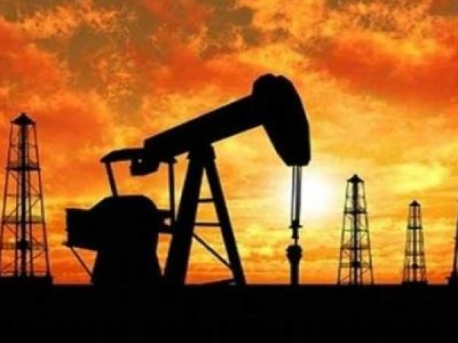 Petrolio, allarme Fmi: «Scorte vicine ai livelli critici, sicurezza alimentare a rischio». E il Pil mondiale rallenta