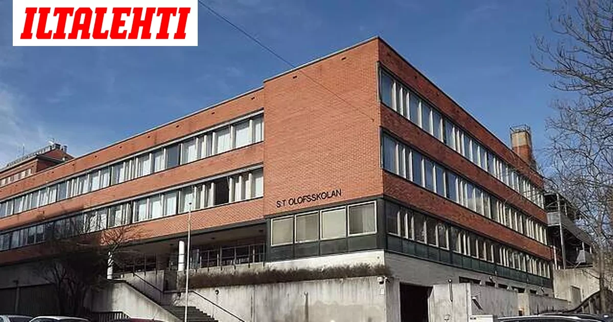 Siivooja huomasi reikiä katossa – Siitä paljastui valtava salakuvausvyyhti