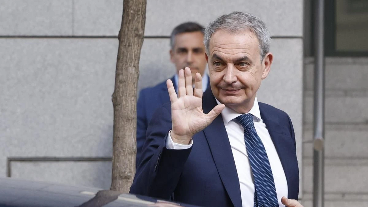 Los empresarios del caso Plus Ultra entregan al juez la cabeza de Zapatero al situarlo en el centro del rescate