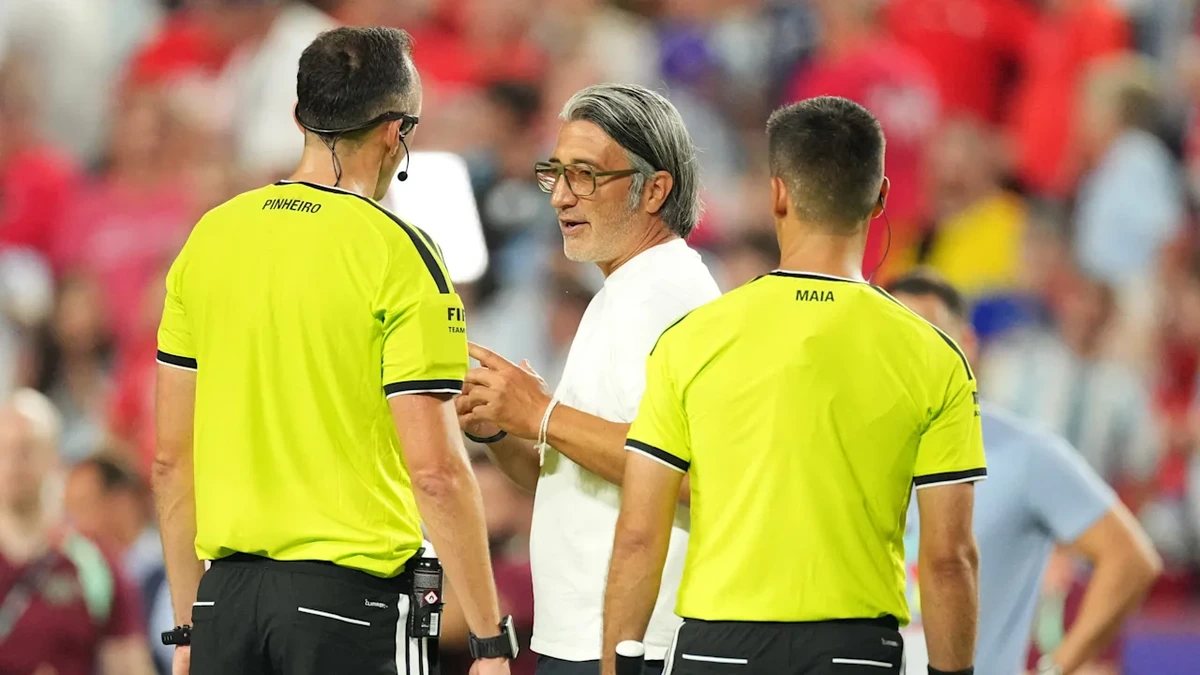 Skurrile Aussagen von Schweiz-Trainer Murat Yakin