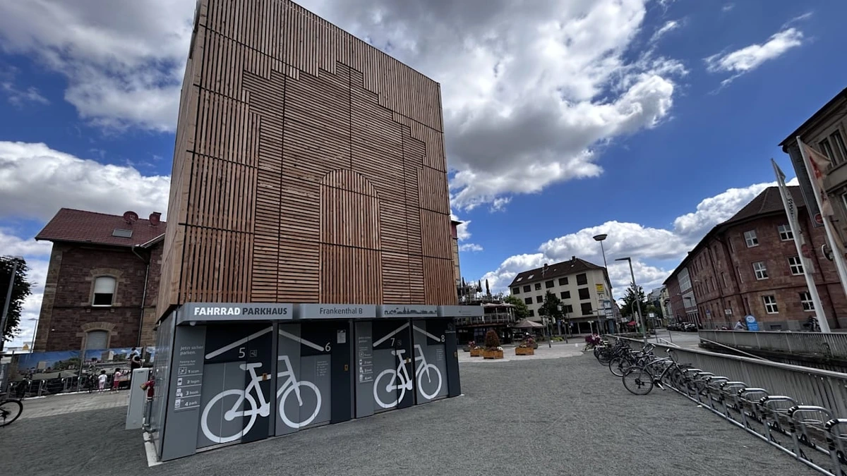 Fahrradparkhaus-Kette pleite: Räder sollen abgeholt werden