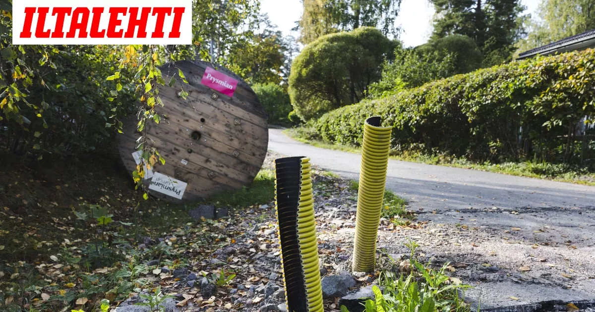 Suomen suurin sähköverkkoyhtiö myytiin Espanjaan – Asiantuntija kertoo, miten jättikauppa näkyy suomalaisille