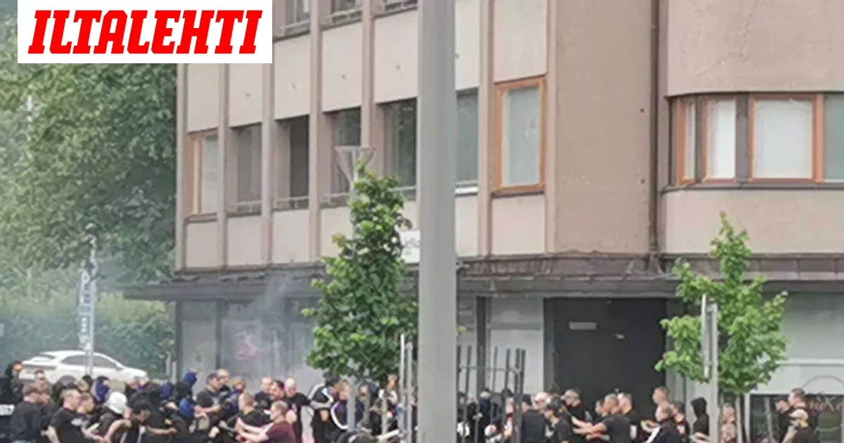 Iso joukkotappelu Lahdessa
