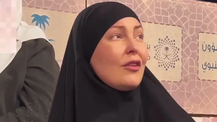 Verfassungsschutz ermittelt: Razzia bei Salafisten-Influencerin Hansen