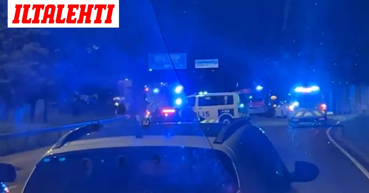 Nainen ja mies kuolivat Itäväylällä – Näin taksikuski kuvailee törmäystä