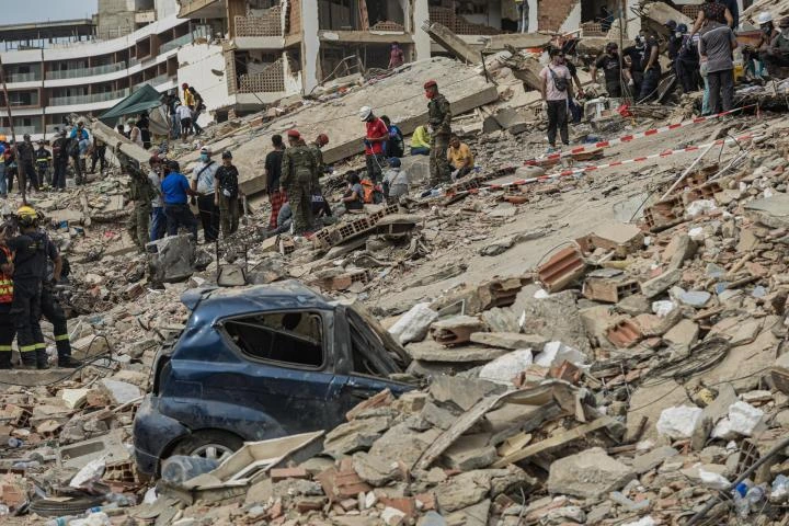 Ya son 40 los españoles fallecidos por el doble terremoto de Venezuela, según Exteriores