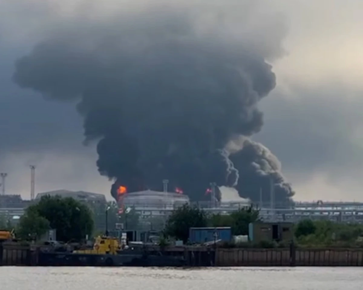 Ukrainian drones hit St Petersburg oil terminal and nearby port