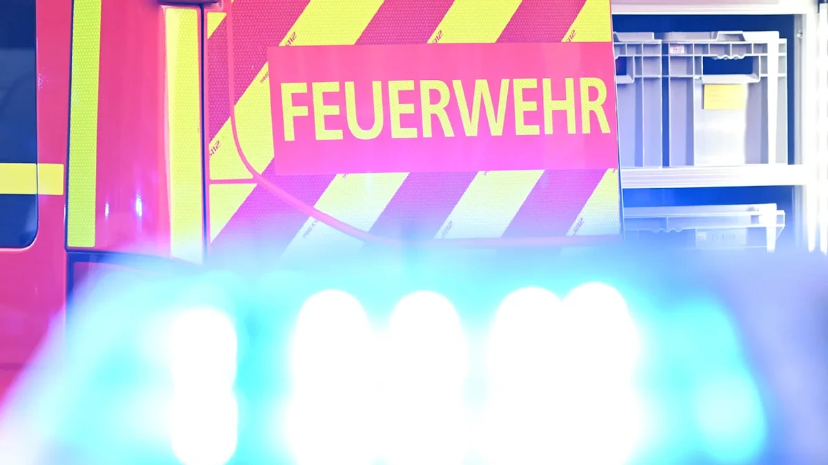 In Finsterwalde (Brandenburg): Mann legt Feuer und greift Behördenmitarbeiterin an