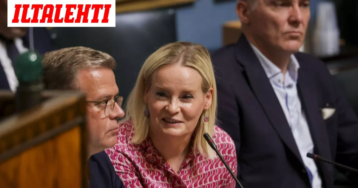 Purra jyrähti ministeriöiden muutosvastarinnasta