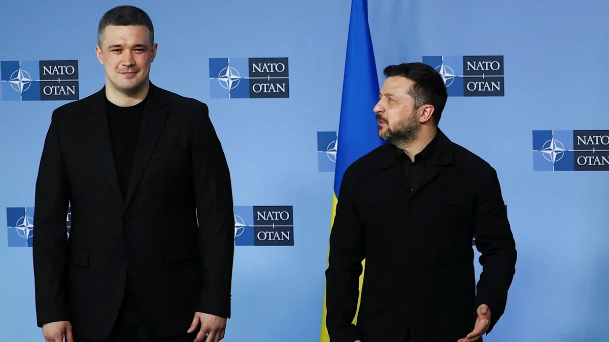 Ukraine: Selenskyj entlässt Verteidigungsminister: "Wirkt wie Verrat"