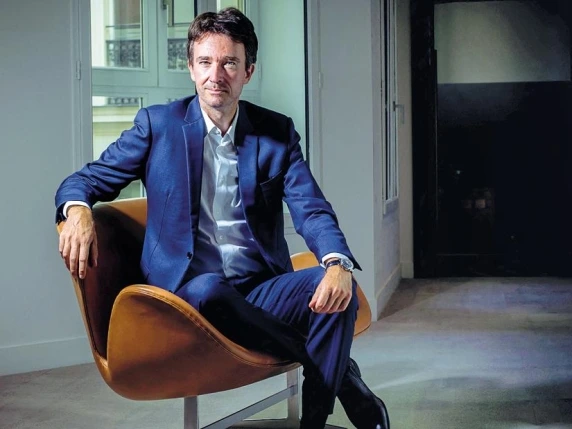 Arnault junior punta sul lusso italiano con mezzo miliardo di investimenti all’anno. «Armani? Essere citati nel testamento è un onore»