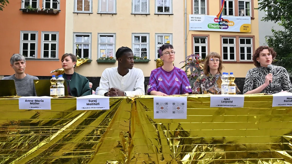 Nach Prügel-Attacke: Protest-Bündnis schiebt Schuld auf Reporter