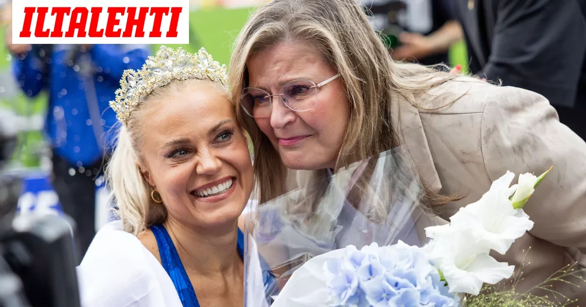 Lotta Harala julkaisi koskettavan päivityksen – Äidin sanat pysäyttävät