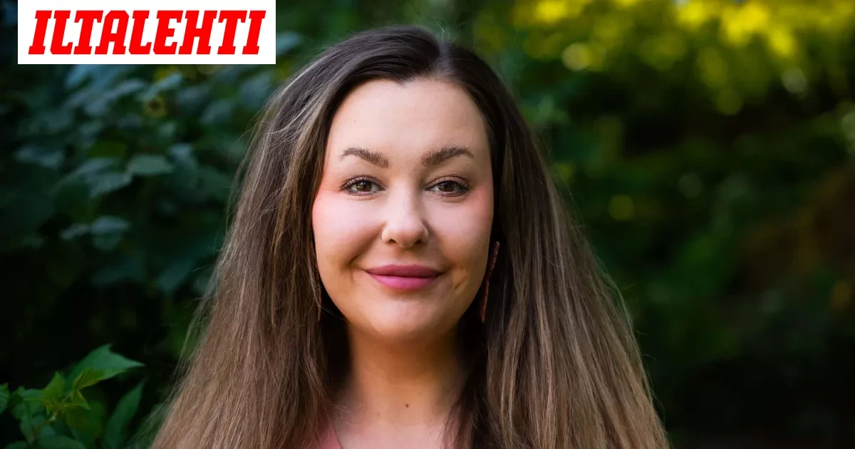 Kansanedustaja Sanna Antikainen on raskaana – Edellinen raskaus päättyi dramaattisesti