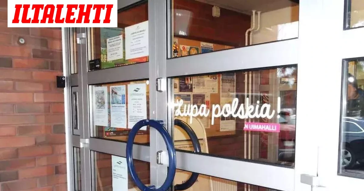 Uimahallikohussa uusia käänteitä: Poliitikko tekee tutkintapyynnön, kassatyöntekijän potkut poliisin tutkinnassa