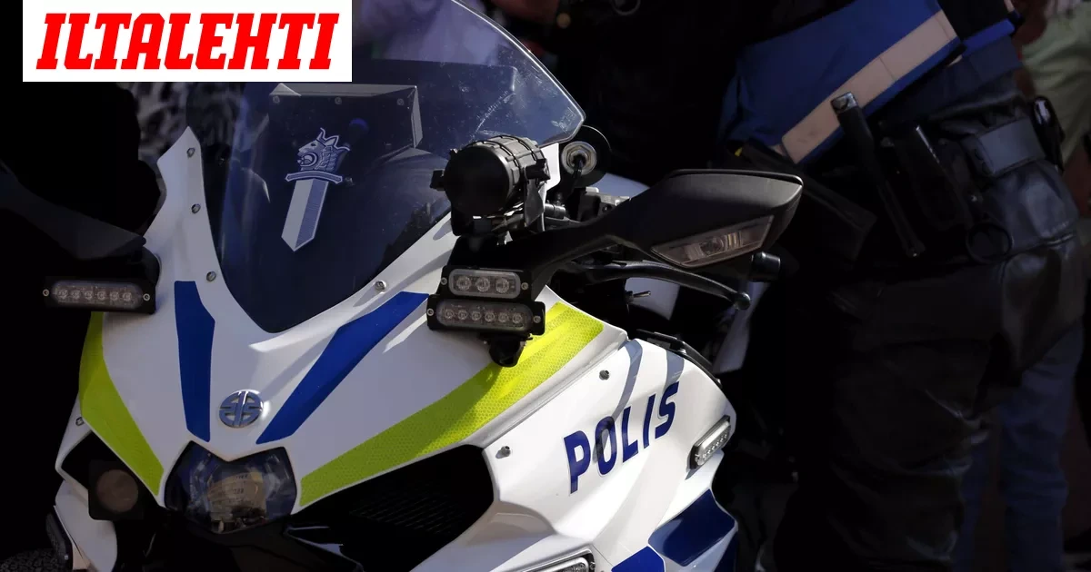 Moottoripyöräilijä keuli poliisia pakoon Pohjois-Pohjanmaalla