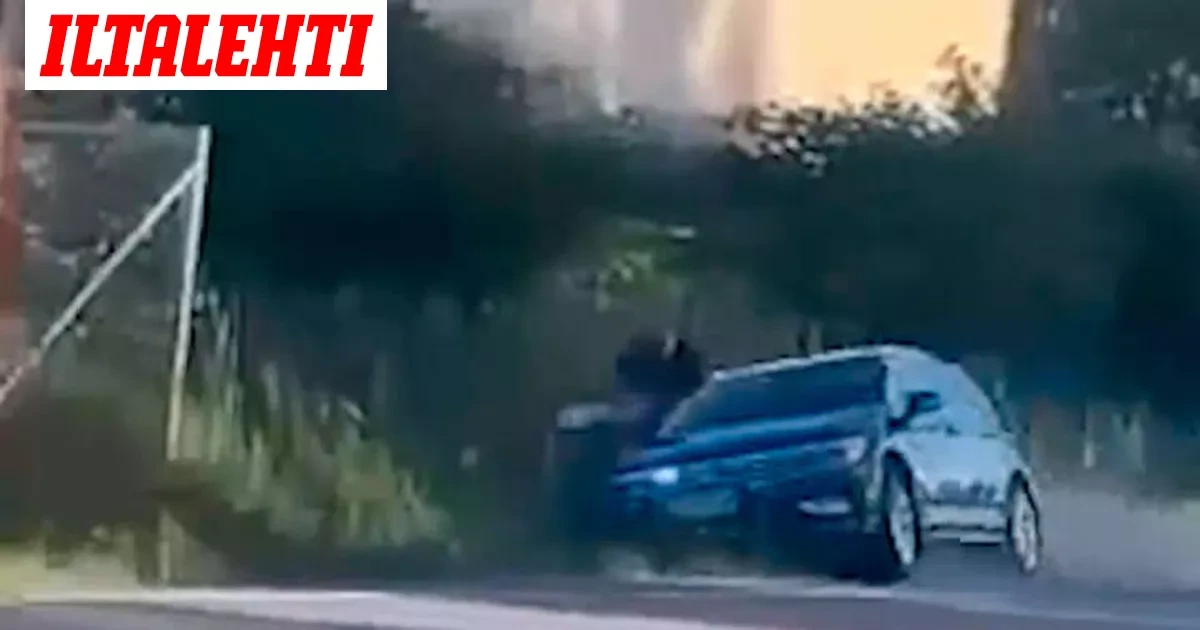 Video: Poliisilla hurja takaa-ajo mopomiitissä