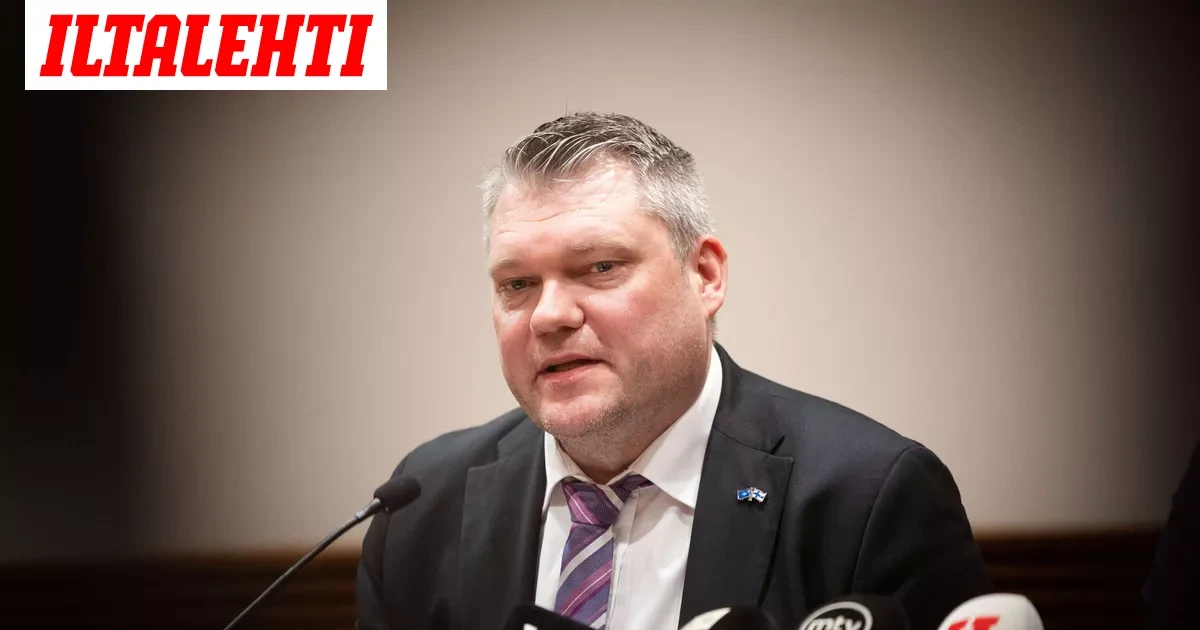 Kansanedustaja kertoi valtaisan hintalapun bensakriisille