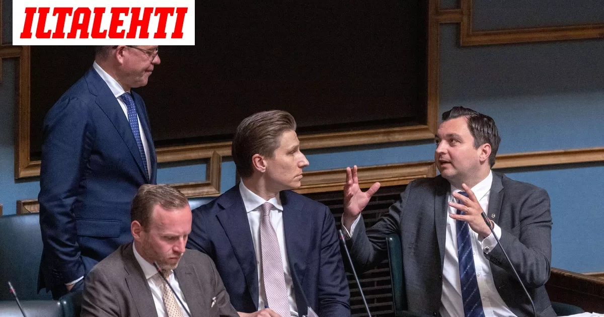 SDP:n veto oli liikaa – Kokoomuksessa kiehuu: ”Tällaisen kanssa ei samaan hallitukseen”
