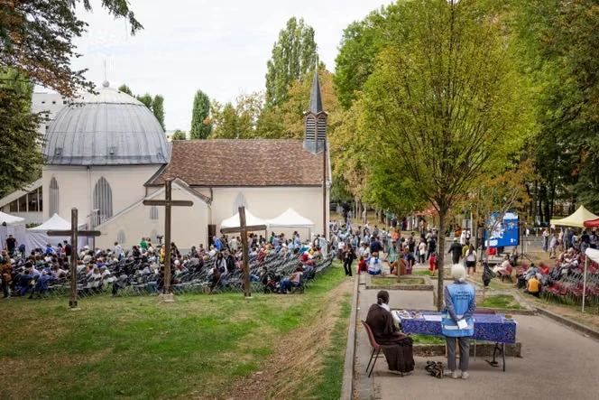 Visite du pape : l’Eglise de France, une terre de reconquête et de polarisation croissante