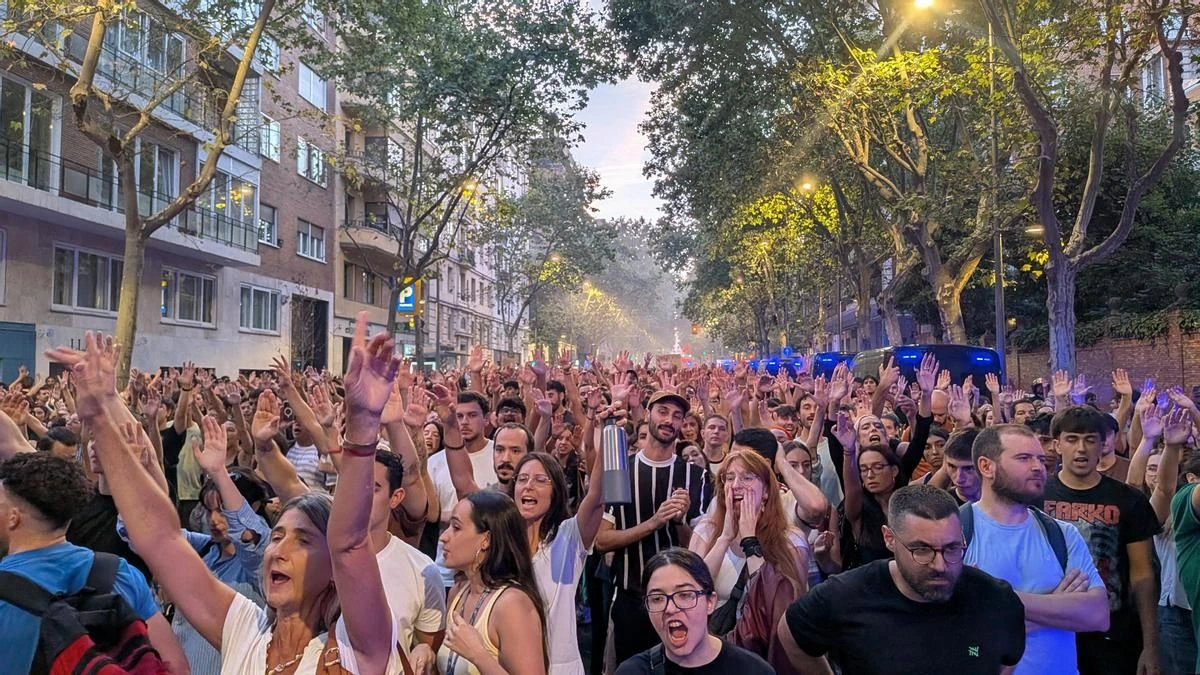 Las vías para expropiar el piso del que ha sido desahuciada Maricarmen: una ley franquista y el “interés público y social”