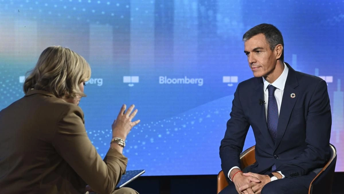 Pedro Sánchez respalda a Hernández de Cos como futuro presidente del Banco Central Europeo
