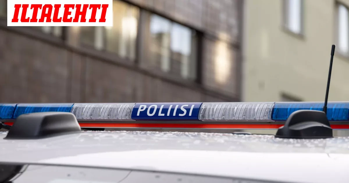 Ikämies ajoi jalankulkijan yli Tampereella – Uhri kuoli