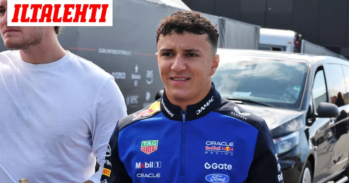 F1-kuski palaa