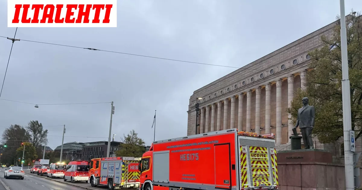 Eduskuntatalolla huomiota herättävä näky – Syy selvisi
